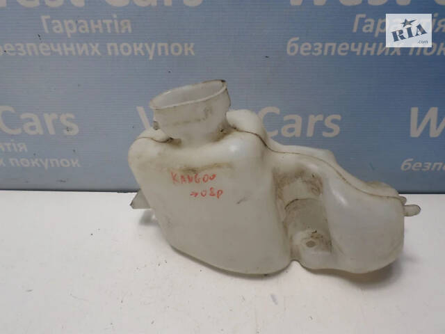 Б/в Бачок омивача скла на Nissan Kubistar 2003-2008