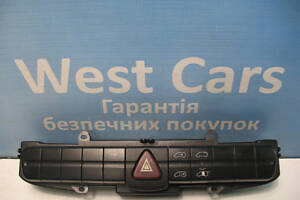 Б/в Блок кнопок центральної консолі торпедо на Mercedes-Benz Vito 2003-2014