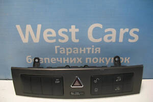 Б/в Блок кнопок у торпедо на Mercedes-Benz C-Class 2004-2007