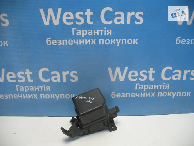 Б/в Блок реле 2.2D на Nissan X-Trail 2001-2007