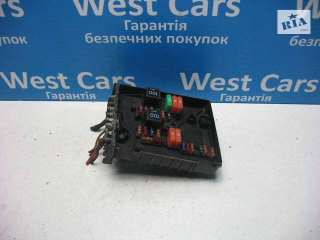 Б/в Блок запобіжників 2.0 Sdi на Volkswagen Caddy 2004-2010