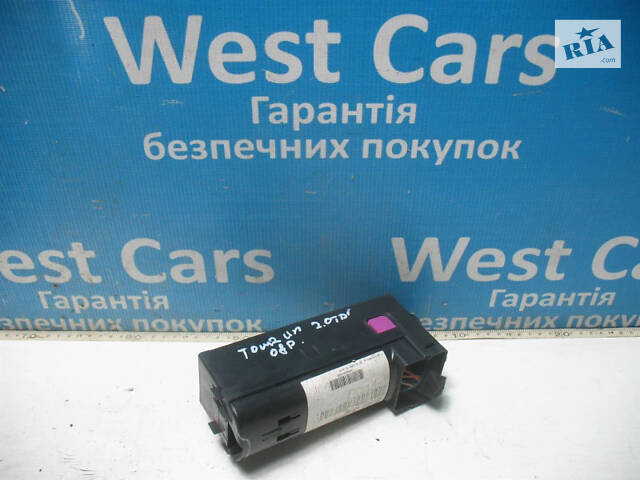 Б/в Блок запобіжників 2.0TDI на Volkswagen Caddy 2003-2010