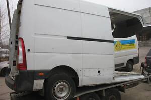 Б/в Боковина права біла на Renault Master 2010-2017