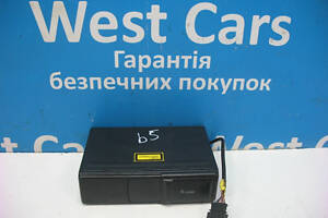 Б/в CD чейнджер на Volkswagen Passat 1997-2005