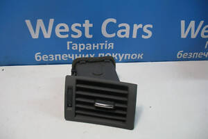 Б/в Дефлектор передній правий на Audi A4 2004-2007