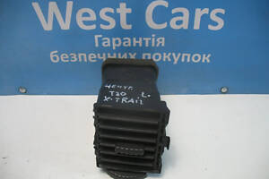 Б/в Дефлектор торпедо центральний лівий на Nissan X-Trail 2001-2007