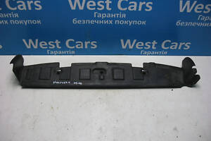 Б/в Дифузор радіатора 2.7d на Land Rover Discovery 2004-2009