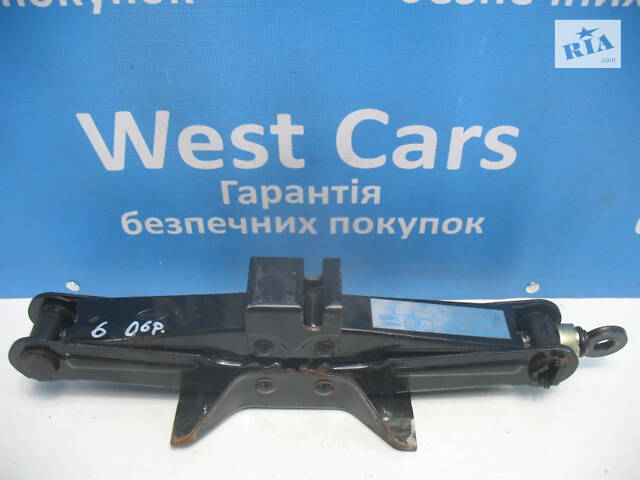 Б/в Домкрат на Mazda 6 2002-2007