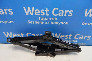 Б/в Домкрат на Opel Vectra C 2002-2008