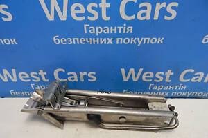 Б/в Домкрат на Volkswagen Polo 2001-2009