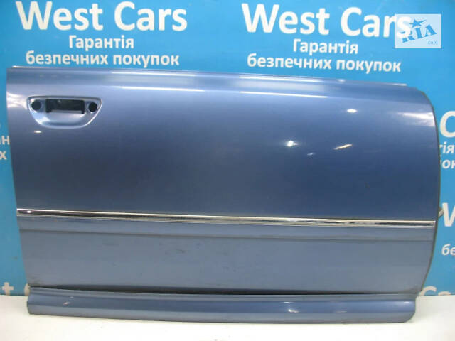 Б/в Двері передні праві блакитні (стандартна база) на Audi A8 2003-2007