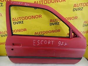 Б/в Двері передні праві червоні на Ford Escort 1990-1995