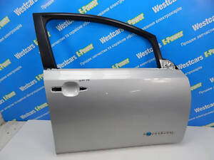 Б/в Двері передні праві SILVER ALLOY M на Nissan Leaf 2011-2017