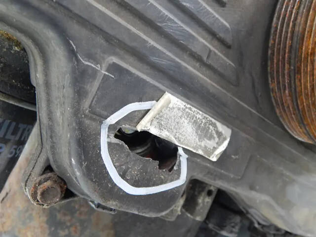 Б/в Двигун 2.0B EJ20 (пошкодження на кришці ГРМ) на Subaru Legacy 1999-2003 - Фото 2