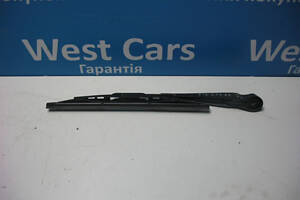 Б/в Двірник кришки багажника на Ford Fiesta 2002-2008