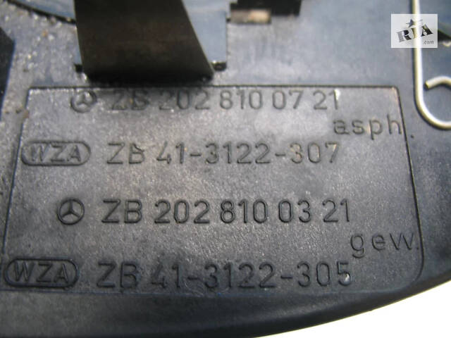 Б/в Дзеркальний елемент лівий 2к на Mercedes-Benz E-Class 1995-1999 - Фото 3