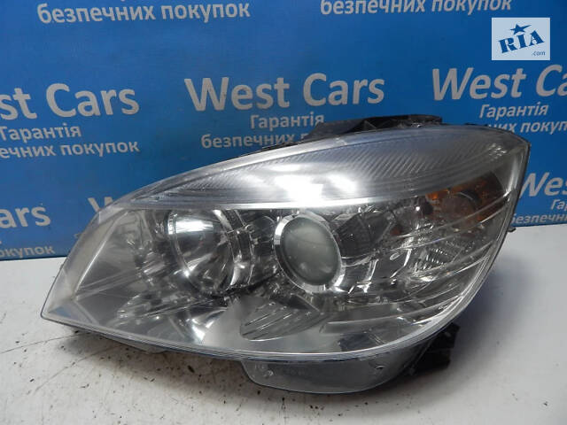 Б/в Фара передня ліва на Mercedes-Benz C-Class 2007-2010