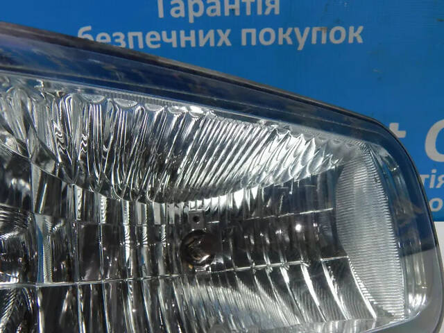 Б/в Фара протитуманна передня права (незначні подряпини) на Toyota Land Cruiser 200 2007-2012 - Фото 2