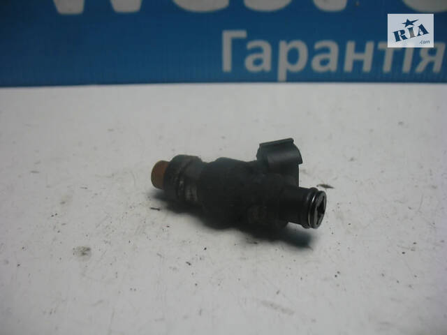 Б/в Форсунка бензинова 1.5 на Subaru Impreza 2007-2011