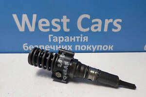 Б/в Форсунка паливна з тестом 2.0TDi на Volkswagen Golf V 2003-2010