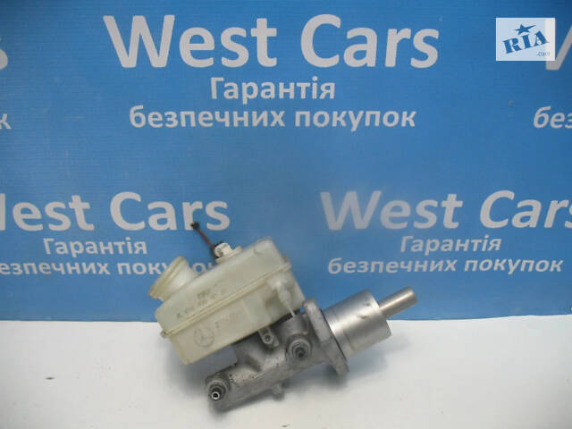 Б/в Головний гальмівний циліндр з бачком TRW 2.0CDI на Mercedes-Benz A-Class 2004-2012