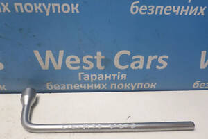 Б/в Ключ колісний на Mercedes-Benz C-Class 2000-2007