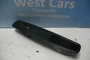 Б/в Кнопка склопідйомника передніх правих дверей на Renault Grand Scenic 2009-2016