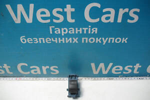 Б/в Кнопка склопідйомника передніх правих дверей на Toyota Verso. Вибір №1! 2008-2018