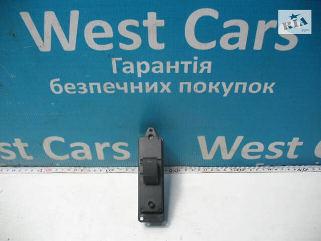 Б/в Кнопка склопідйомника задніх правих дверей на Mazda 6 2008-2012