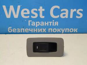 Б/в Кнопка ввімкнення заднього лівого склопідйомника 5к універсал на Chrysler 300 C 2004-2010