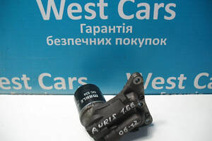 Б/в Корпус масляного фільтра 1.6.1.8B на Toyota Avensis 2006-2012