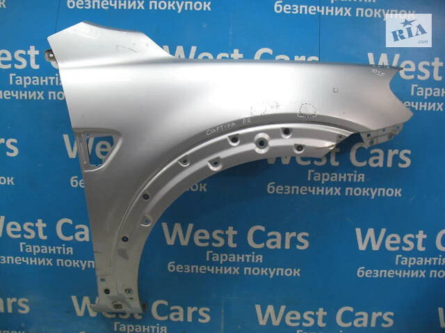 Б/в Крило переднє праве сіре на Chevrolet Captiva 2006-2010