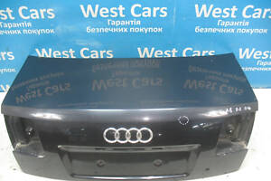 Б/в Кришка багажника на Audi A8 2003-2009