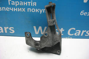 Б/в Кронштейн ГУРу на 2.5 бензин на Subaru Outback 2003-2009