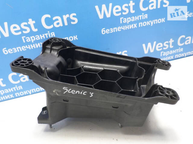 Б/в Кронштейн куліси на Renault Scenic 2008-2014