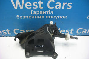 Б/в Куліса перемикання КПП на Toyota Auris 2006-2012