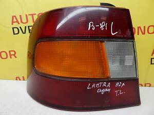 Б/в Ліхтар задній лівий седан на Hyundai Lantra 1990-1995