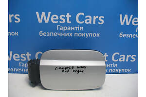 Б/в Лючок паливного баку 3.0D седан на Mercedes-Benz C-Class. Вибір №1! 2007-2010