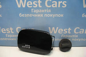 Б/в Лючок паливного паку в зборі Diesel чорний на Mercedes-Benz B-Class 2005-2011