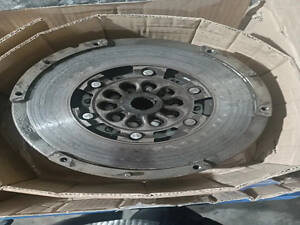 Б/в Маховик 2.0D АКПП на Audi A6 2011-2018