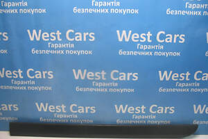 Б/в Молдинг дверей задній лівий нижній на Volvo XC90. Купуй найкраще! 2004-2008