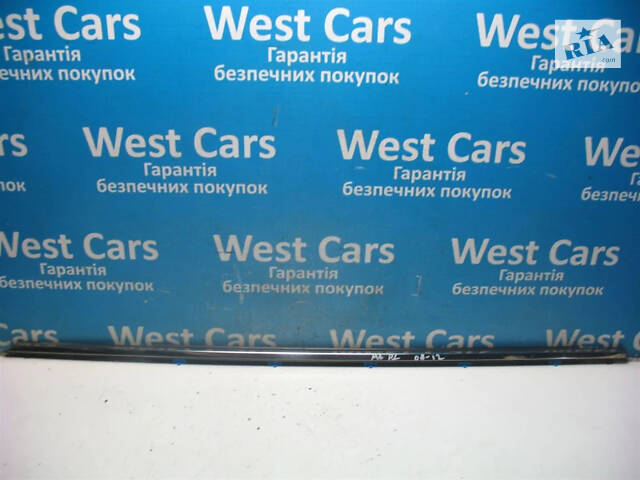Б/в Молдинг скла передніх лівих дверей зовнішній на Mazda 6 2007-2012