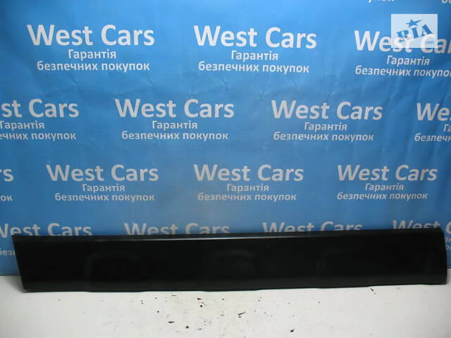 Б/в Накладка дверей передніх лівих на Honda CR-V 2006-2011