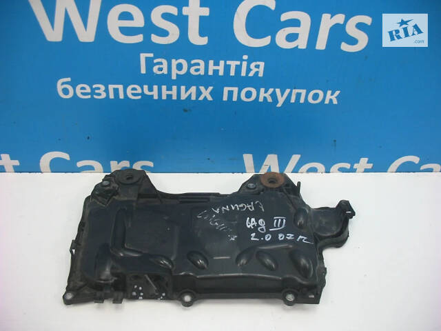 Б/в Накладка кришка двигуна декоративна 2.0dCi на Renault Laguna III 2008-2015