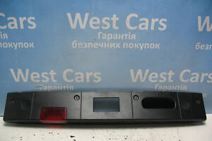 Б/в Накладка кришки багажника на Mercedes-Benz CLS-Class 2004-2010