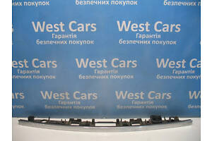 Б/в Накладка кришки багажника седан на Mercedes-Benz C-Class. Гарантія якості! 2007-2014