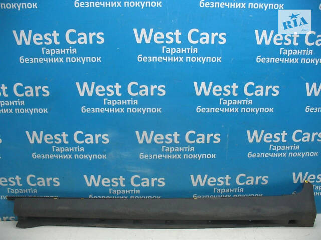 Б/в Накладка лівого порога зовнішня на Volvo XC90 2002-2014