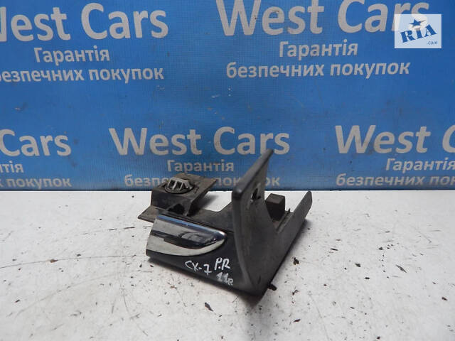 Б/в Накладка переднього правого крила на Mazda CX-7 2010-2012