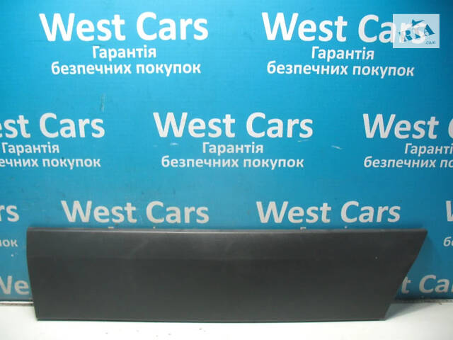 Б/в Накладка передньої правої двері на Mercedes-Benz Sprinter. Вибір №1! 2006-2018