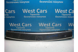 Накладка порога крышки багажника (внутренняя) на Volkswagen Touareg б/у. Выбор №1! 2003-2010